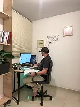 Stripchat Sex Cam of licky_lu