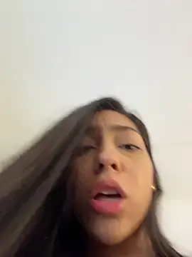 Stripchat Nude Webcam of Ema_azel