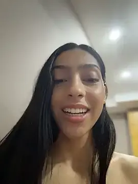 Stripchat Watch Live Sex Cams of Ema_azel