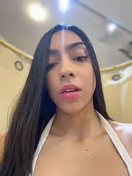 Stripchat Live Porn of Ema_azel