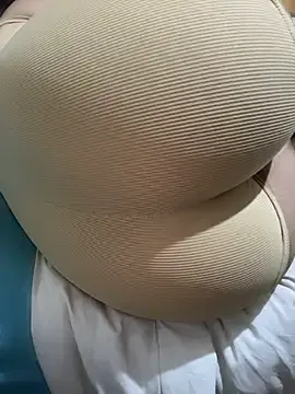 Stripchat Live Sex Cam of EvelisePetroviich
