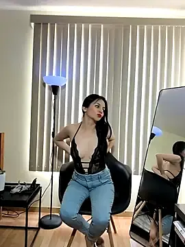 Stripchat Watch Live Sex Cams of bombshell341