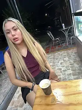Stripchat Watch Live Sex Cams of lindaandtony