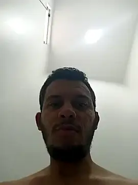 Stripchat Live Sex Cam of alberto_marques