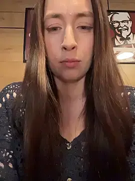 Stripchat Free Live Porn of Holly_Play