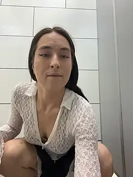 Stripchat Live Sex of Holly_Play