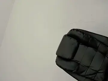 Stripchat Free Porn Cam of Selene14