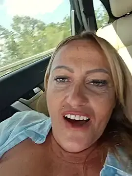 Stripchat Best live sex cam show of Isabellaa04