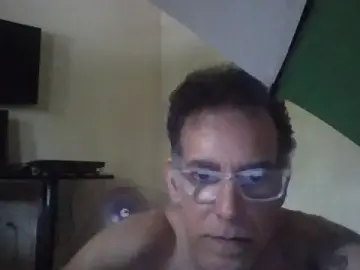 Stripchat Live Porn of CaptainFox