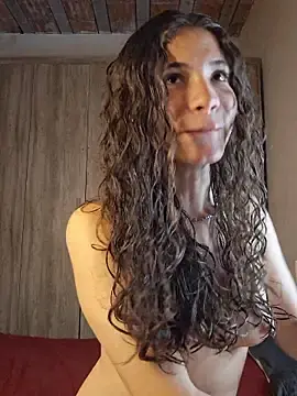 Stripchat Live Sex Cam of PocaHontas2026