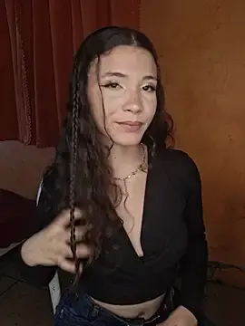 Stripchat Live Sex Cam of PocaHontas2026