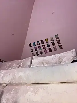 Stripchat Sex Cam of Rinamay_