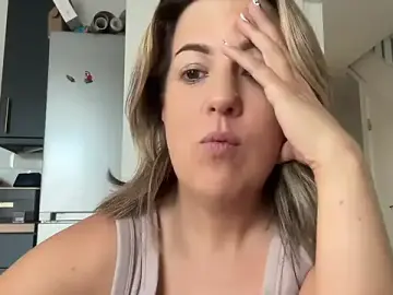Stripchat Private Sex Chat of MsBelleWarick