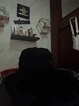 Stripchat Free Porn Cam of DirtyKhloy