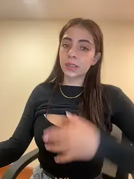 Stripchat Adult Webcams of Hanna_Cruz_