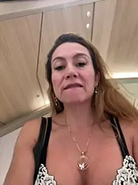 Stripchat Live Sex of angelitasexy81