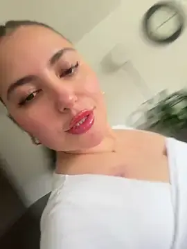 Stripchat Best Webcam of sukhakunis1