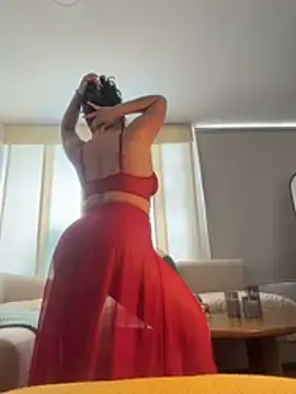 Stripchat Live Sex Cam of sukhakunis1