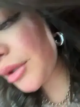 Stripchat Sex Cam of sukhakunis1