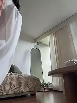 Stripchat Nude Webcam of sukhakunis1