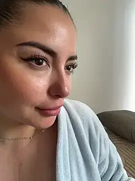 Stripchat Free Porn Cam of sukhakunis1