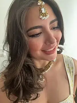 Stripchat Watch Live Sex Cams of sukhakunis1