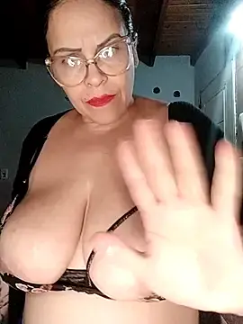 Stripchat Free Live Porn of Ayanti79
