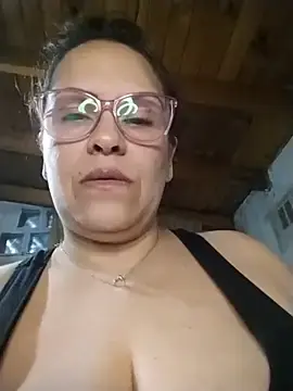 Stripchat Sex Cam of Ayanti79