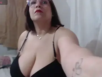 Stripchat Live Sex Cam of Ayanti79