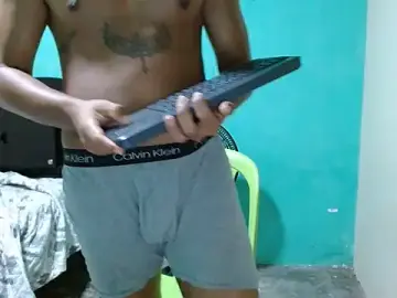 Stripchat Best live sex cam show of Lil_condor_baby