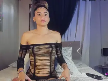 Stripchat Free Porn Cam of Rebecca_Rosee_