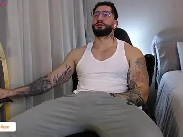 Stripchat Sex Cam of jonhklleyn