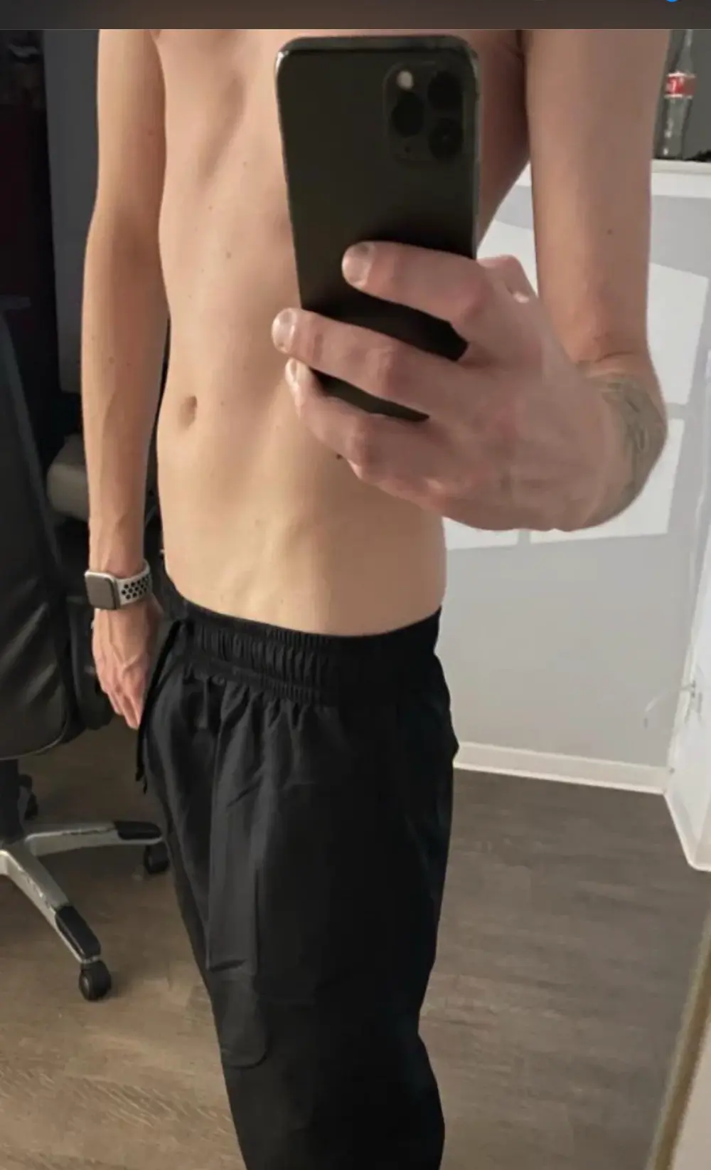 Hot_ToyBoy6974