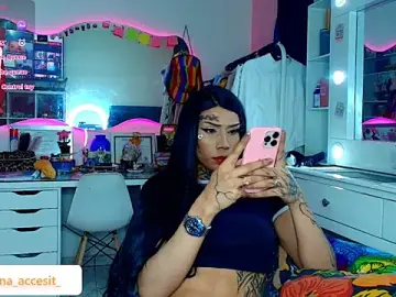 Stripchat Watch Live Sex Cams of caroline_cossei