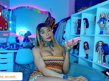 Stripchat Free Live Porn of caroline_cossei