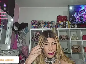 Stripchat Best live sex cam show of caroline_cossei