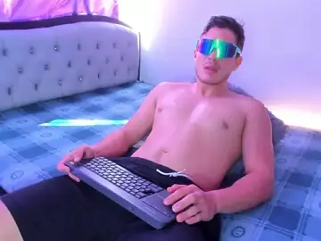 Stripchat Best Webcam of johnycooper08