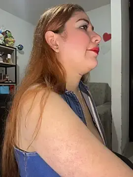 Stripchat Sex Cam of Celestedubois
