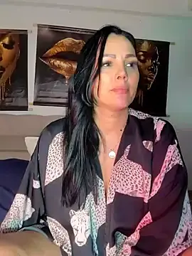 Stripchat Watch Live Sex Cams of ReiyaRey