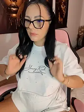 Stripchat Watch Live Sex Cams of ReiyaRey