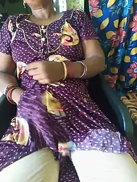 Stripchat Live Porn of Tamilselviroja-