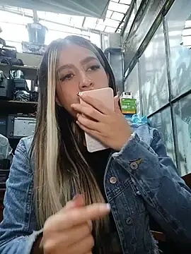 Stripchat Live Sex of eva-2023