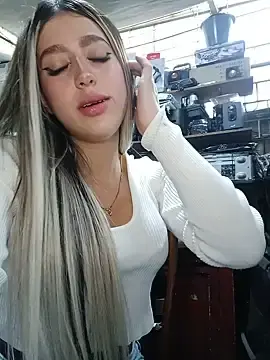 Stripchat Live Porn of eva-2023
