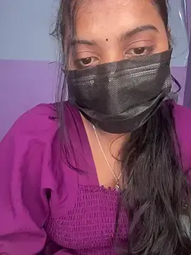 Stripchat Live Porn of miss_eyekiller12