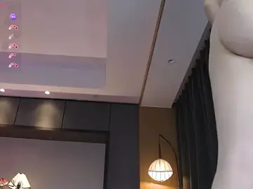 Stripchat Live Sex Cam of AYW-21