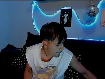 Stripchat Live Sex Cam of Lord_Apolo