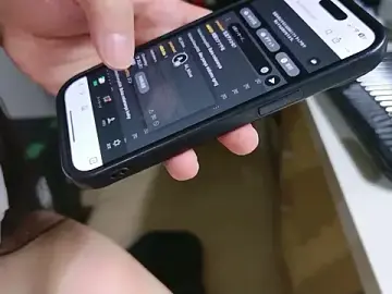 Stripchat Free Porn Cam of Mr_Genghis_Khan
