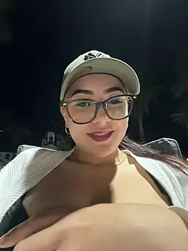 Stripchat Nude Webcam of Natha_Fantasy