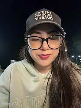 Stripchat Sex Cam of Natha_Fantasy