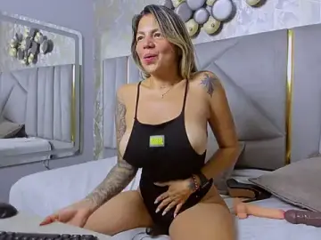 Stripchat Best live sex cam show of Gabby_santos_